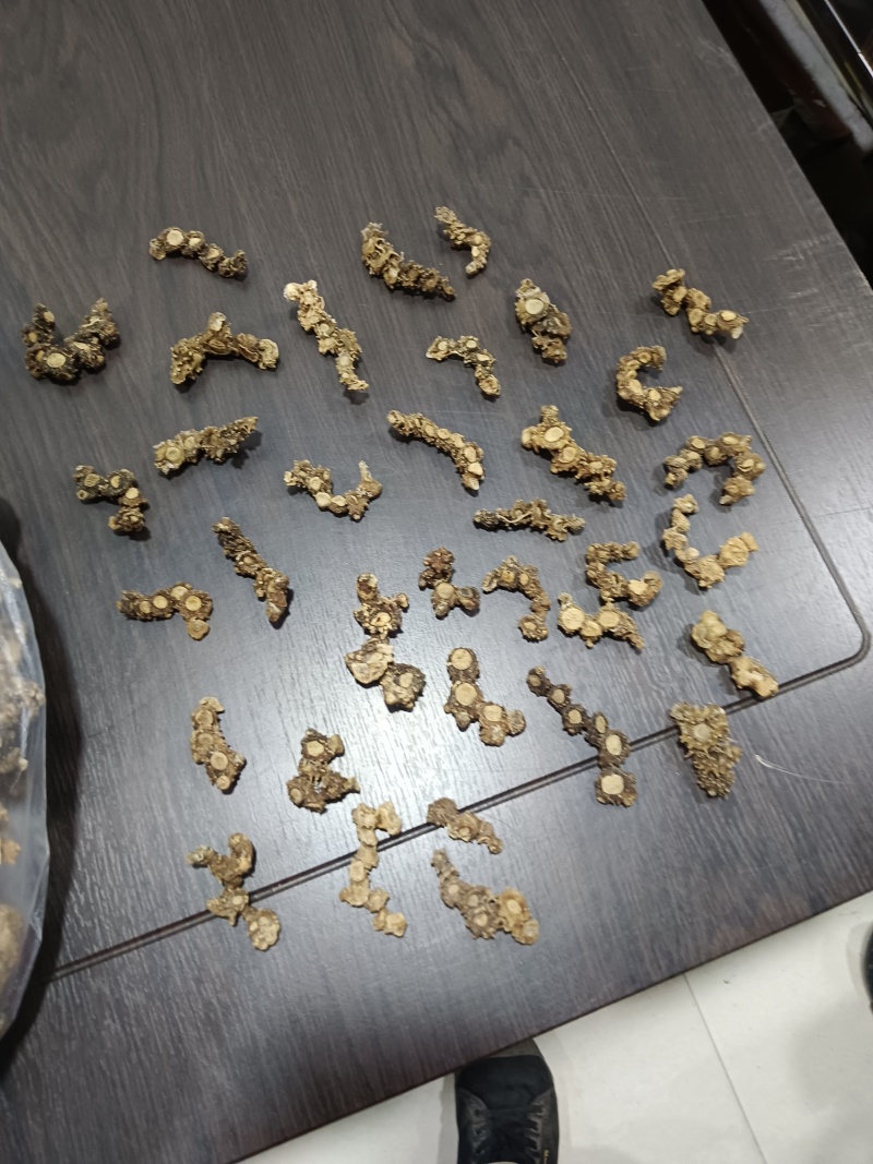 纯野生的多花黄精，统货大小都有，小的偏多