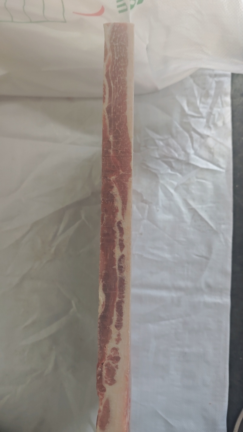 母猪修边五花，修边中方，新货。长期生产，供应稳定