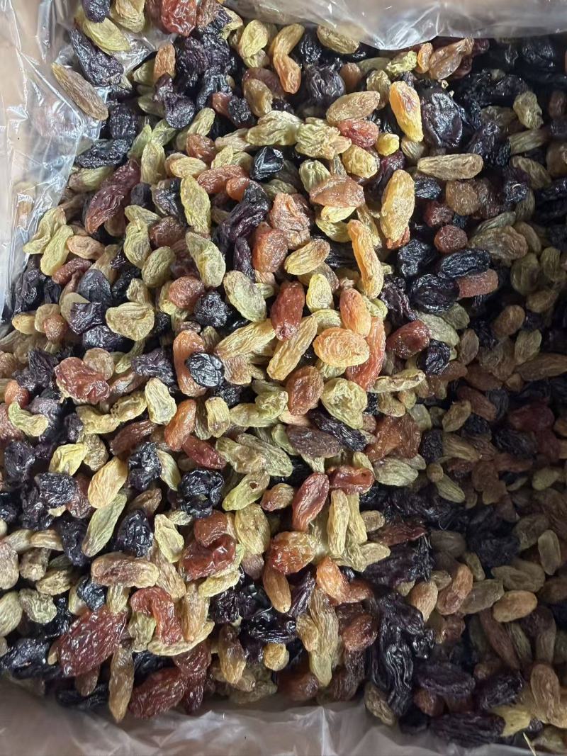 四色葡萄干，工厂直发，产地直销，量大从优，欢迎老板视频看