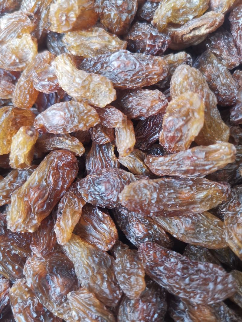 吐鲁番特产，马奶子葡萄干，果香核脆营养丰富