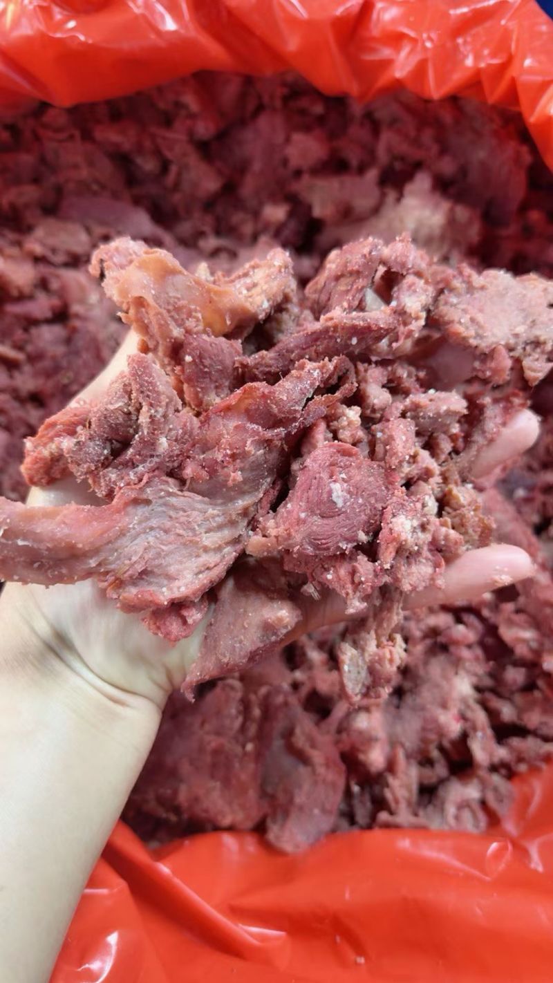 小块牛肉，，每天鲜货，有筋有肉，适合卤炖等多种用途，