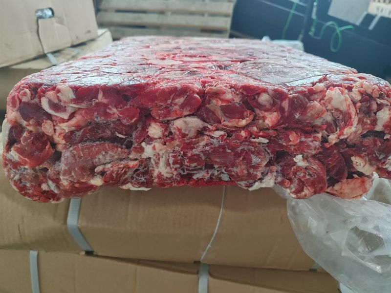 牛碎肉，纯干货，90比例瘦，颜色鲜价格便宜，实拍