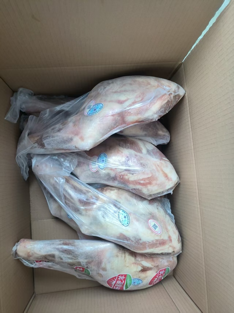 内蒙烧烤羊前腿，纯干原切，大小规格都有，可以挑。