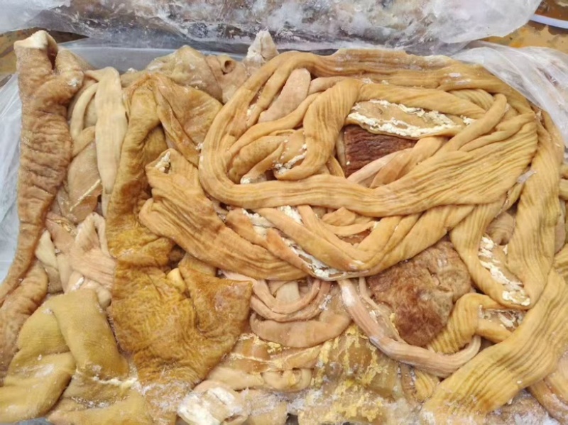 精品牛小肠，无异味，品质有保障，价格优惠需要联系