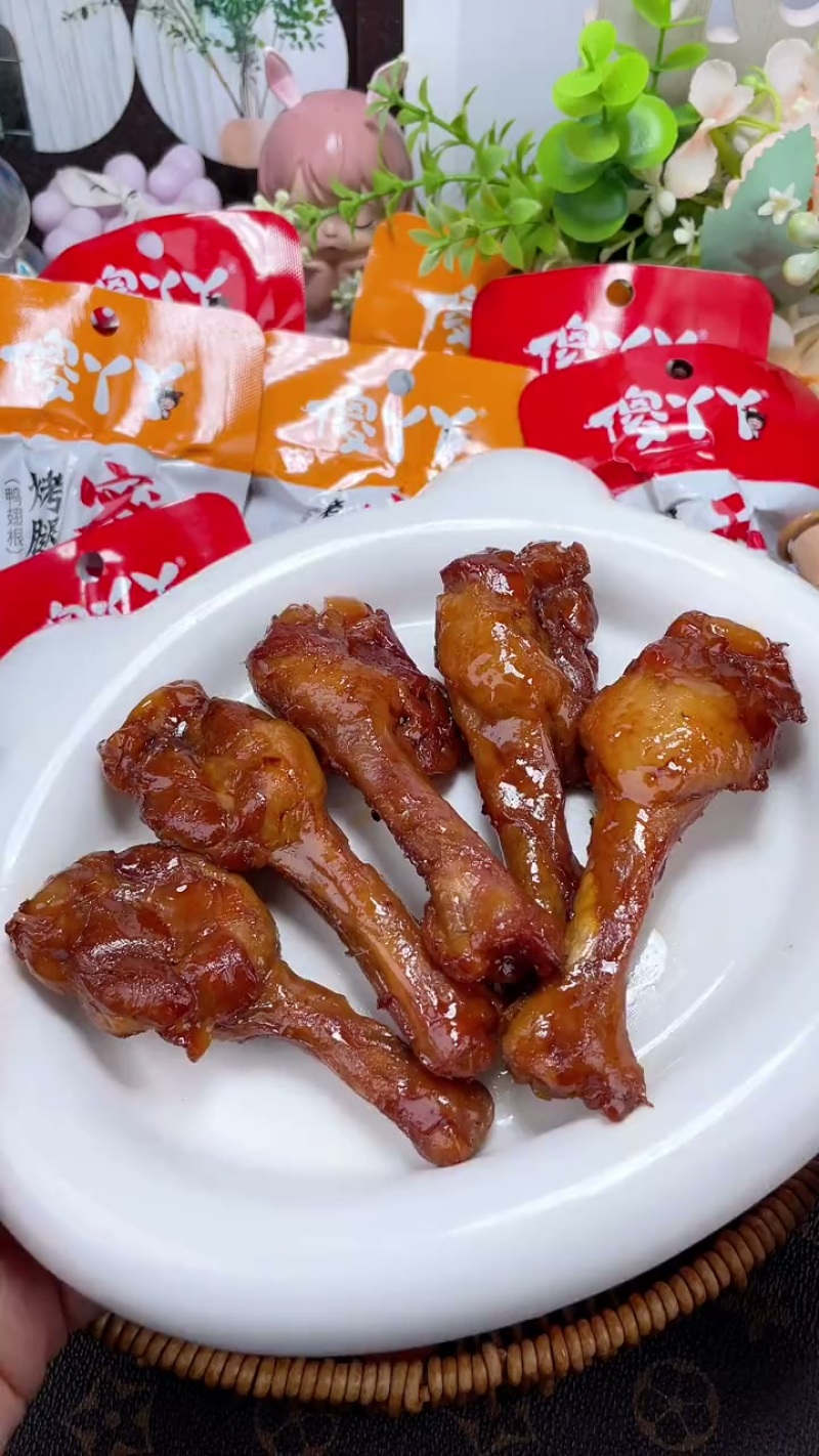 麻辣鸭翅根