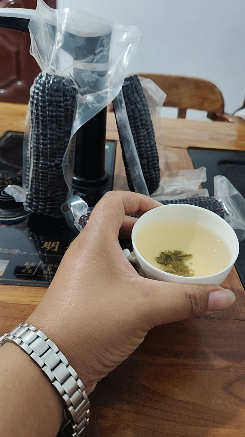 山东滨州全品类鲜食玉米，降价处理，毛毛钱，真空独立包装