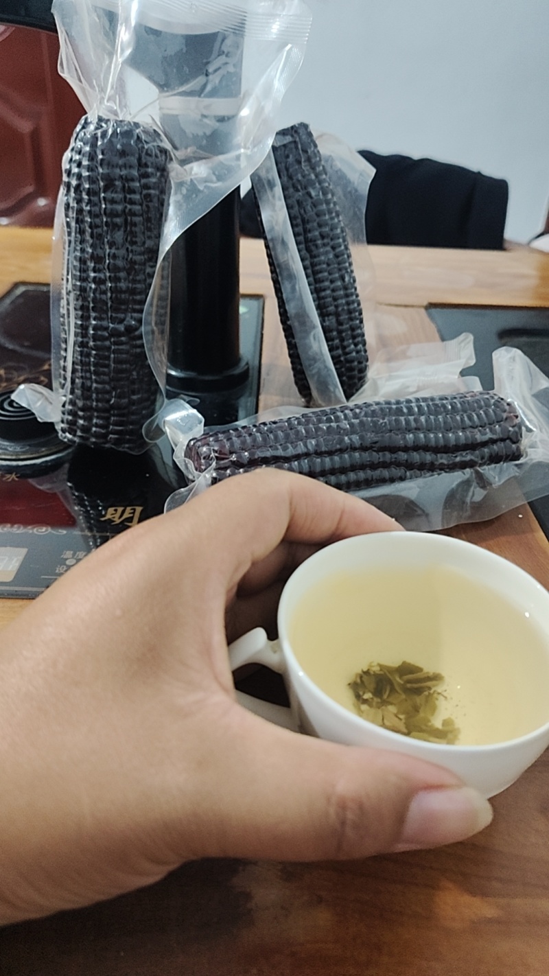 山东滨州全品类鲜食玉米，降价处理，毛毛钱，真空独立包装