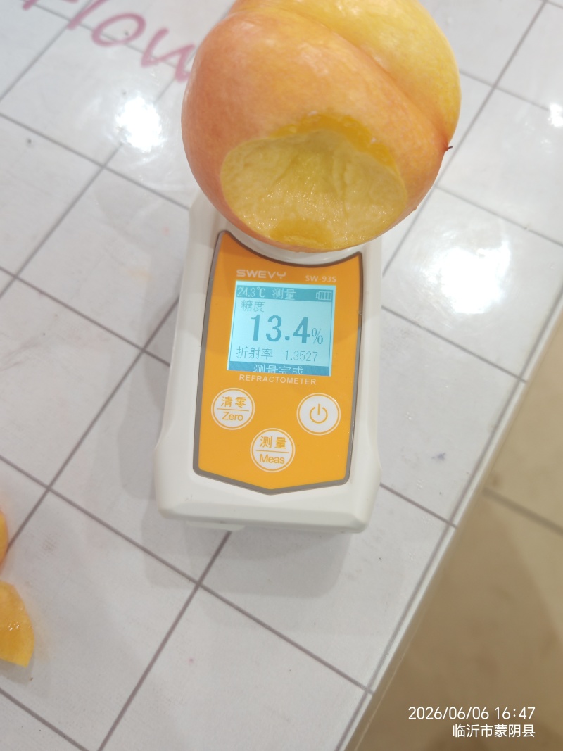 黄油桃