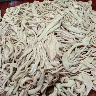 甘肃实拍飞水纯干无水牛小肠/常年加工/价格实惠/欢迎咨询