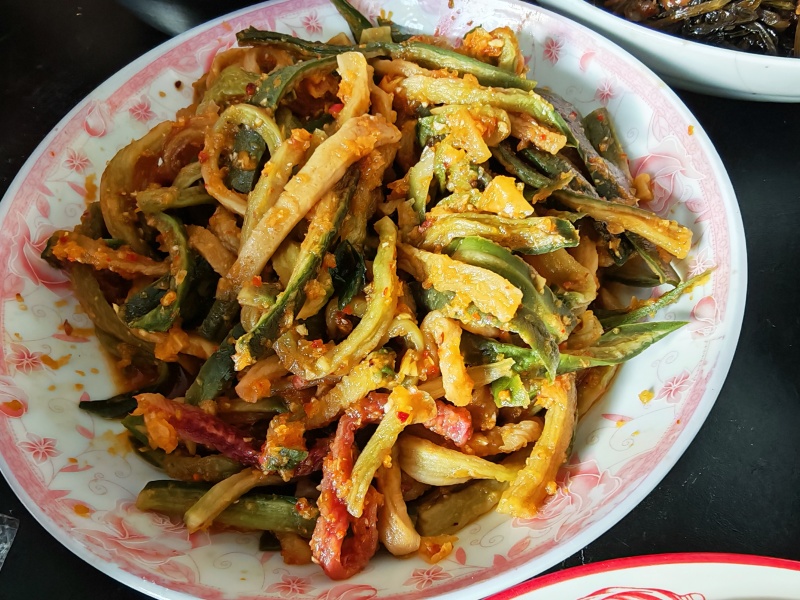 萝卜干！！！东北农村老乡小菜园种植的蔬菜