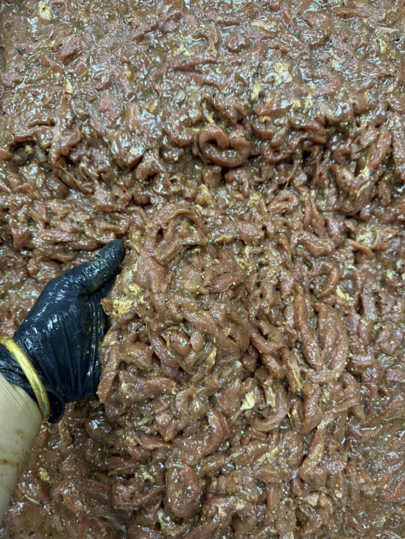 杭椒鸭肉柳味道一绝，可供电商餐饮预制，各种规格可做