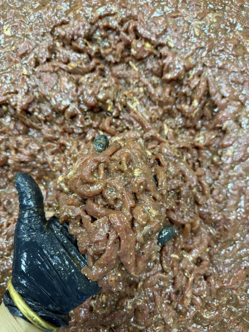 杭椒鸭肉柳味道一绝，可供电商餐饮预制，各种规格可做