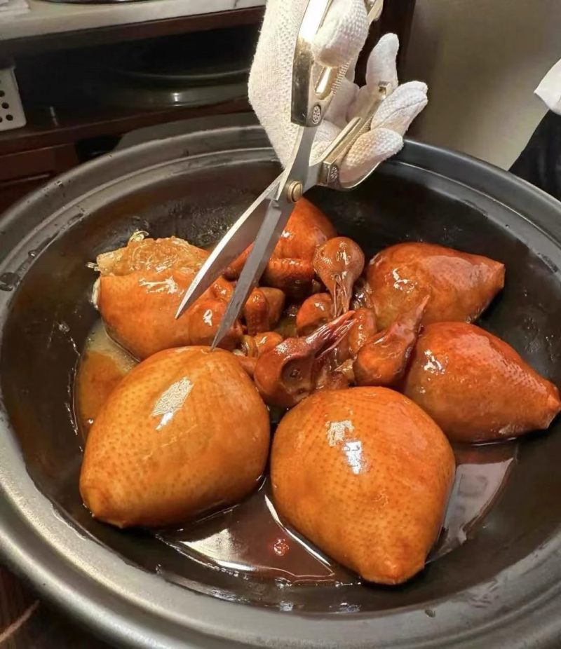 (工厂价)佛跳墙鲍汁鸽吞翅味道好酒店直供批发