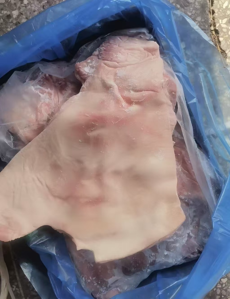 肥猪带皮后上肉