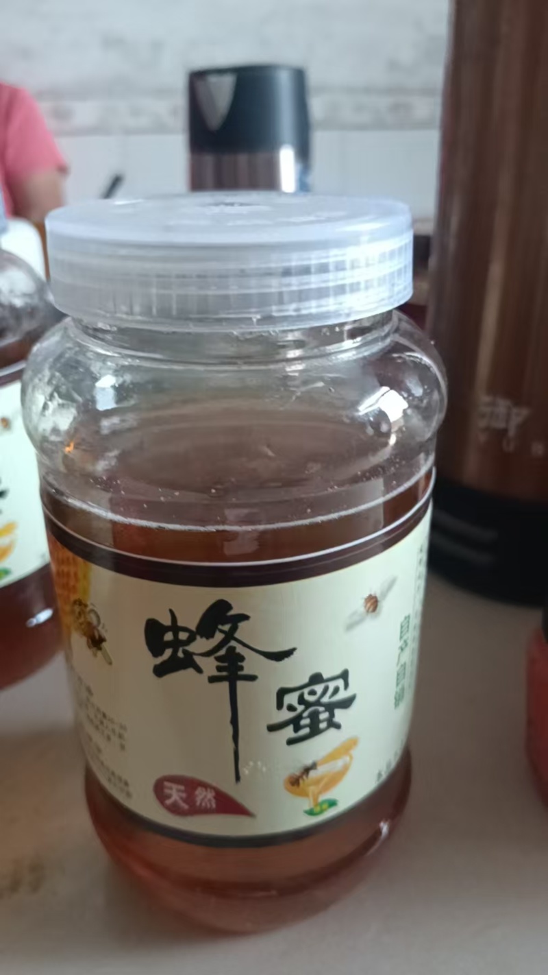 江西赣州深山养殖生态中蜂蜜一件代发量大价格可谈！