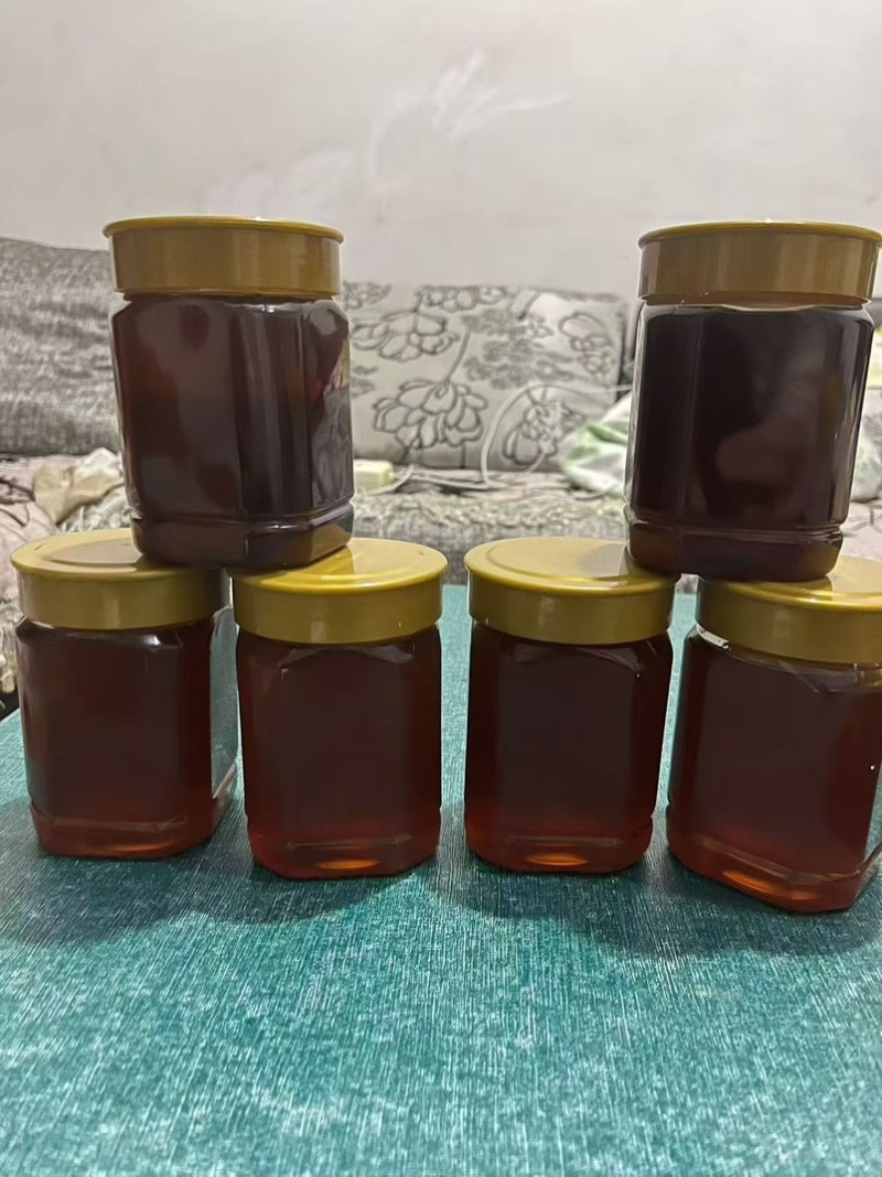 高山土蜂蜜自产自销正宗土蜂蜜营养价值高