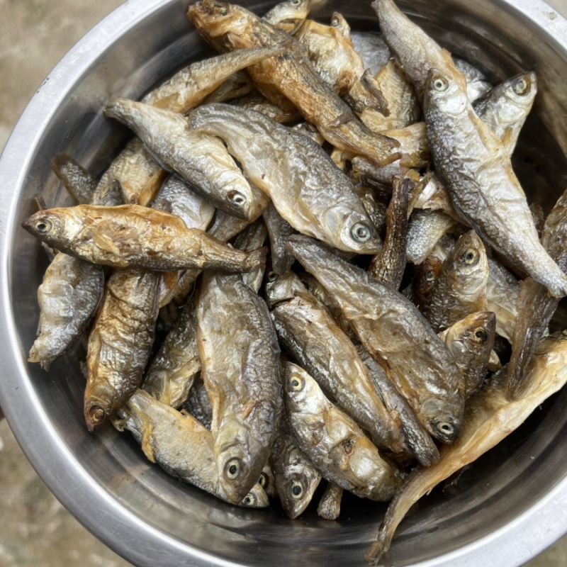 火焙烟熏烘干华子鱼干雅罗鱼肉多刺少无沙不苦