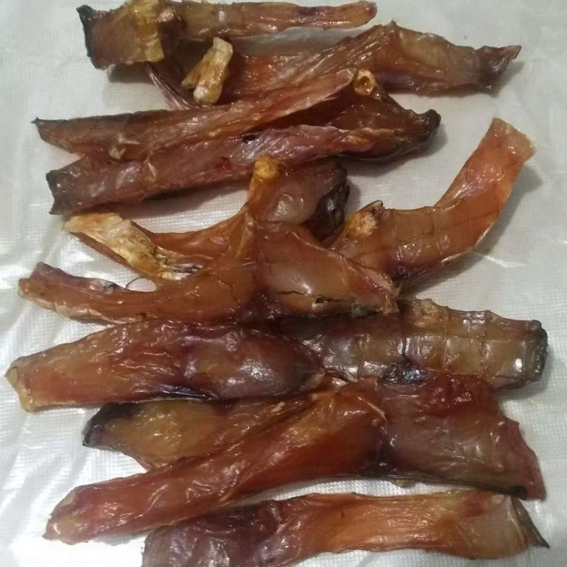 火焙烟熏烘干草鱼块干鱼仔小鱼干有盐干度好