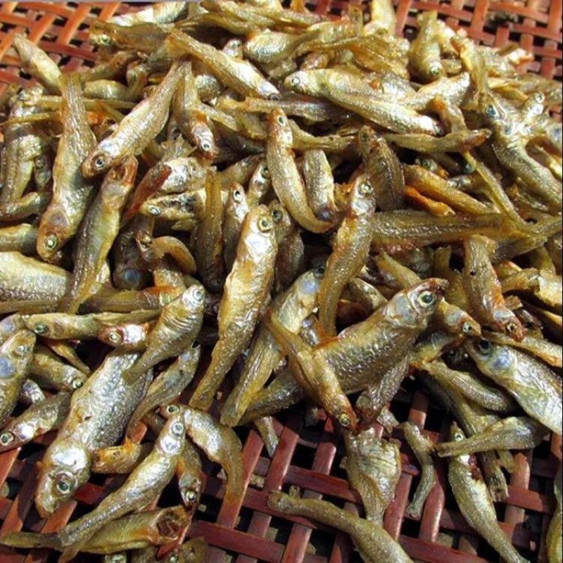 清水鱼干麦穗嫩子火焙烟熏烘干轻盐干度好