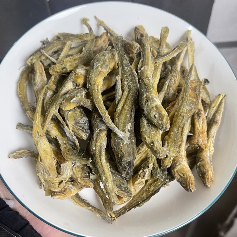 黄鱼干烟熏烘干有盐肉多刺少轻油干鱼仔小鱼干
