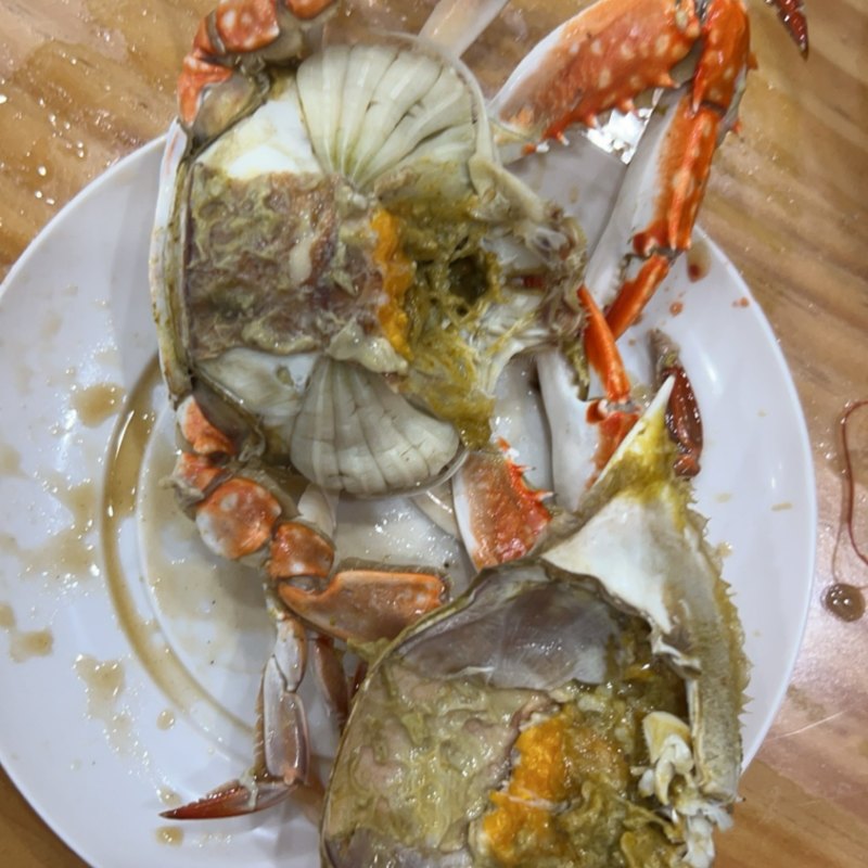 梭子蟹带上黄了里面藏了一颗鸭蛋黄