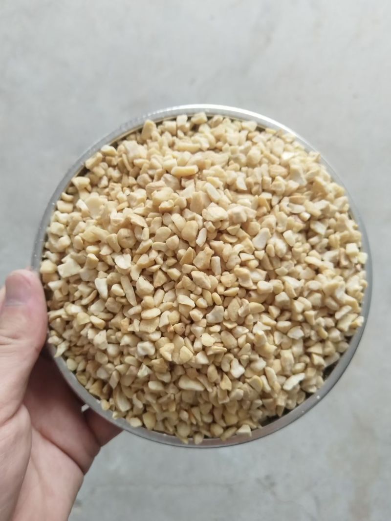 腰果精品生腰果仁整颗粒腰果碎各种等级现货直销