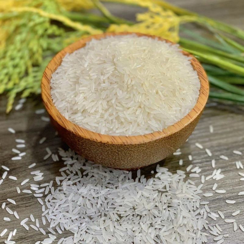 【长粒香大米】厂家直销货源充足，欢迎电话联系