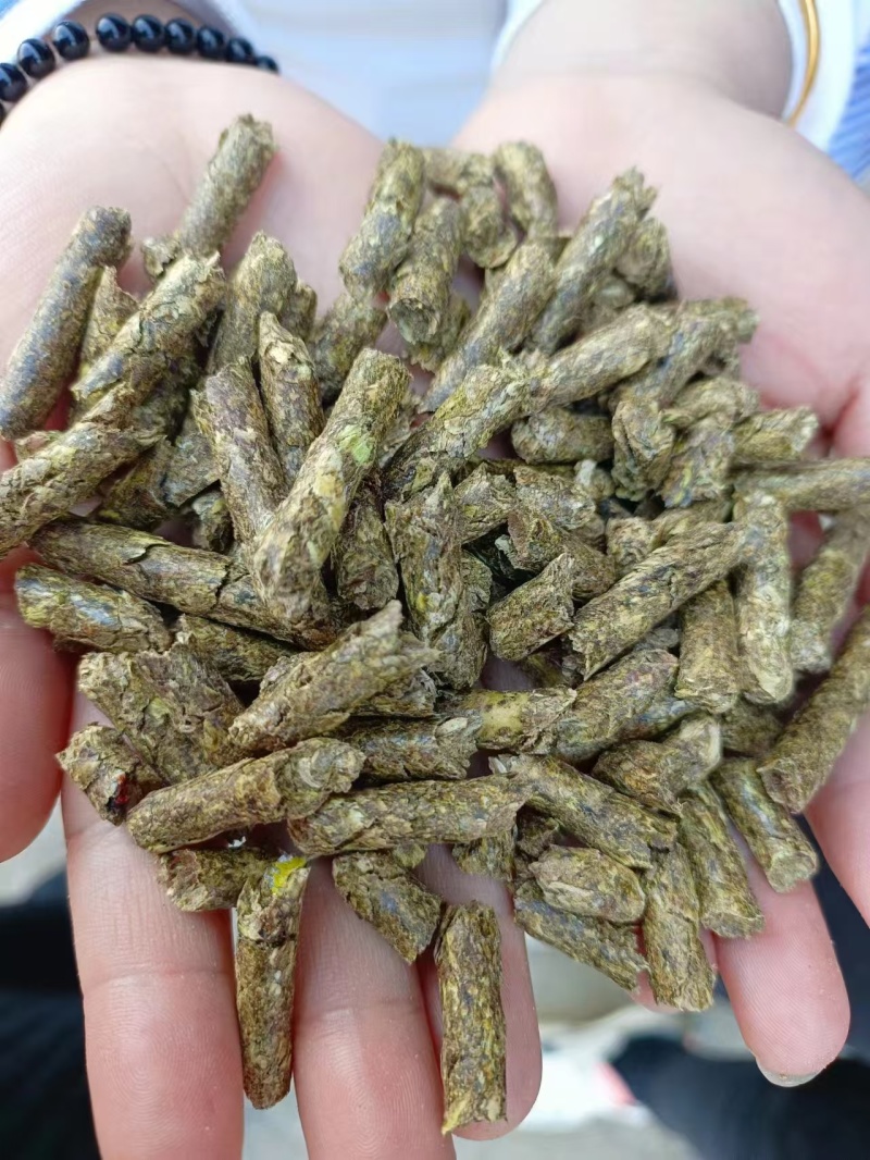 花生秧颗粒，厂家供货，大量供应，诚信经营，欢迎咨询