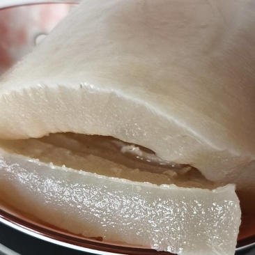 水退水牛皮，无油，没毛质量有保证！需要的老板可以联系