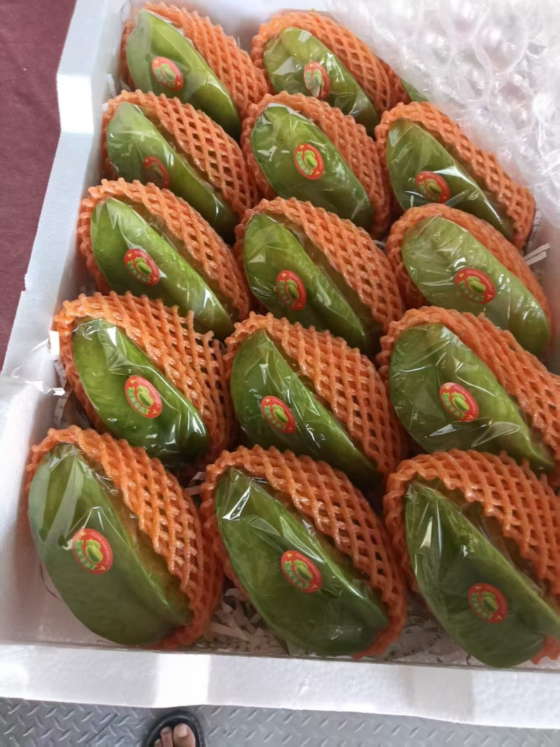 福建漳州黑叶荔枝一件代发，一手货源