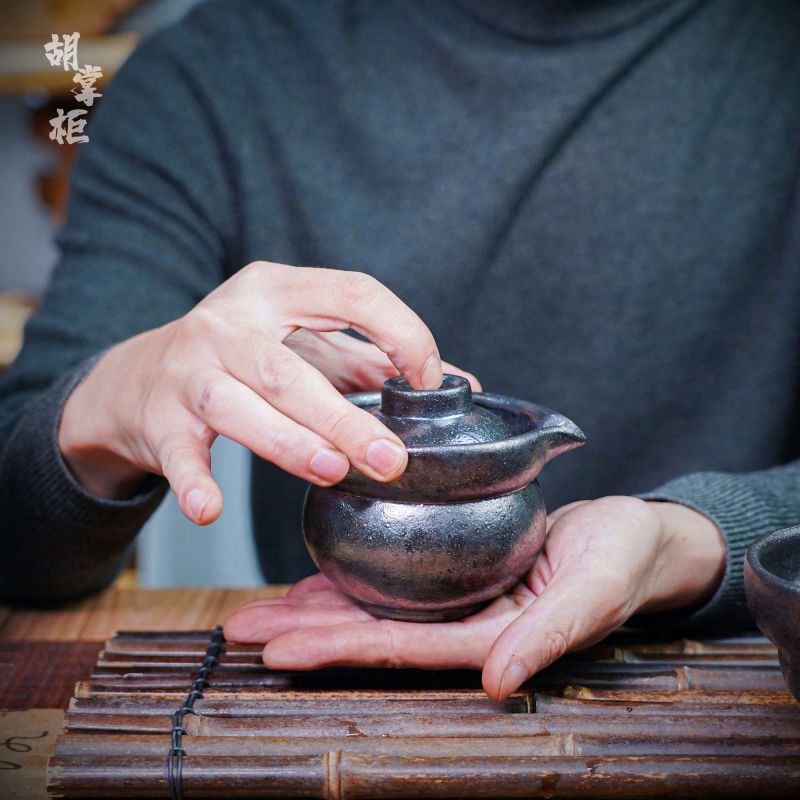 荥经砂器茶具怀旧复古手工黑砂茶壶做旧老式泡茶壶手抓壶