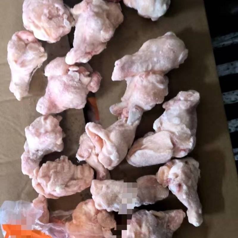 一公斤一包的露骨翅根