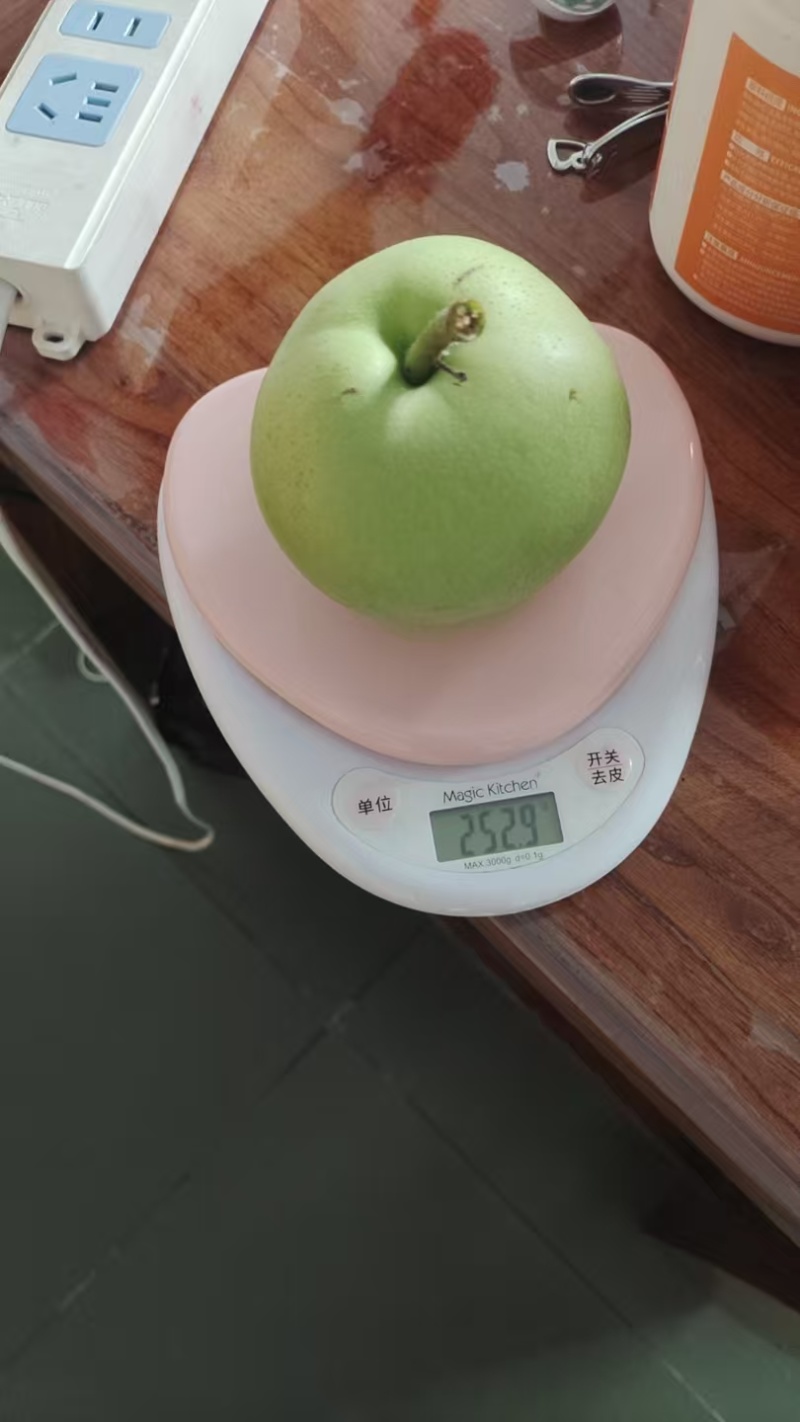 绿宝石梨