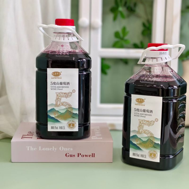 东北山葡萄酒一桶2.5L原汁压榨