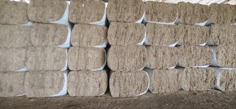 小麦秸秆大白包
