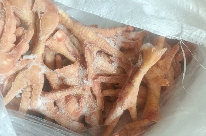 大肉鸡脚一斤8-10个