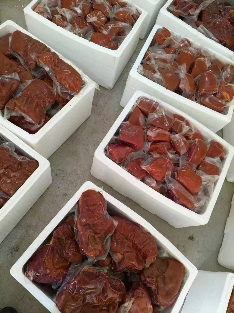 熟马肉带皮熟马肉熟马毽子熟马肋条马腿肉