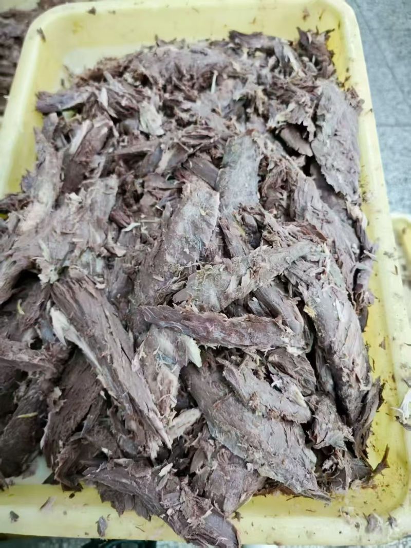 金枪鱼红肉块鱼碎肉价格美丽欢迎咨询来电优