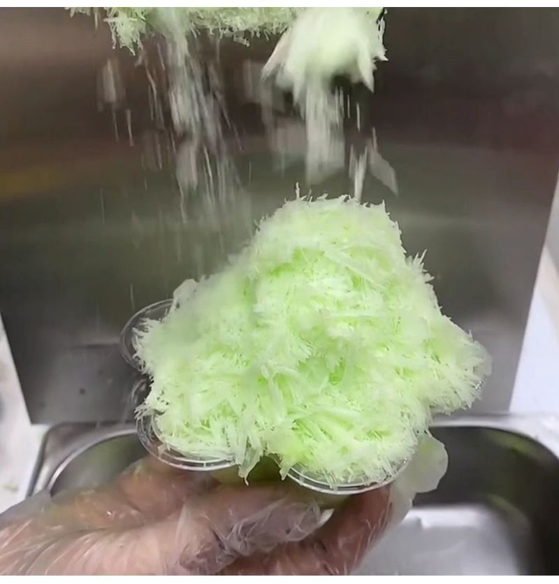 4桶夏日雪花冰机商用地摊雪花冰绵绵冰机