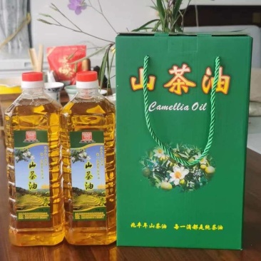 中国广西柳州三江县大籽山茶油，十里飘香茶油