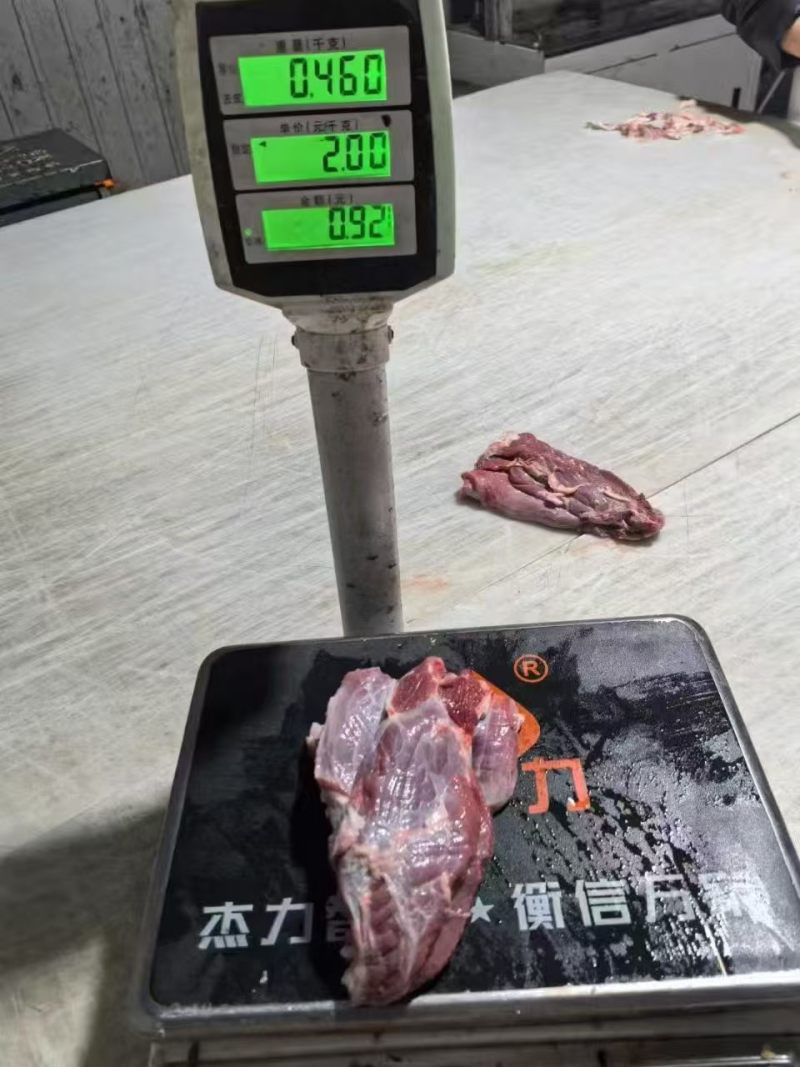 精修牛舌根肉（大块牛碎肉）