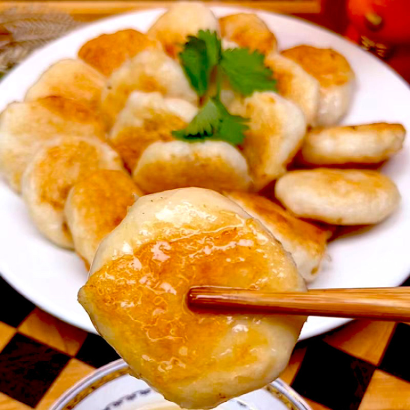 华人渔夫手打墨鱼饼1kg（特价）