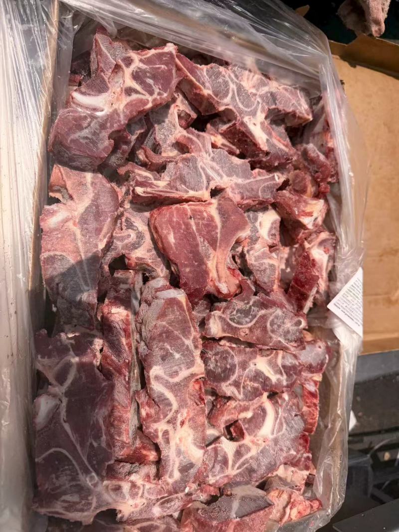 满肉牛脖骨
