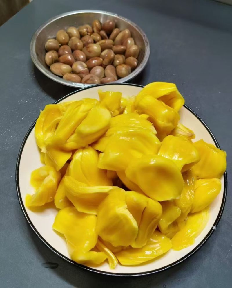 菠萝蜜，有珍珠菠萝蜜，无胶菠萝蜜，四季菠萝蜜，本地菠萝蜜