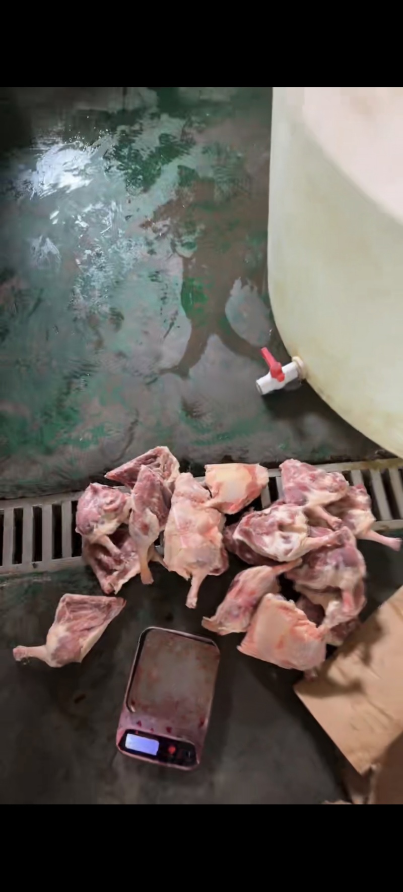 7公斤一件，鸭边腿，330-380克左右