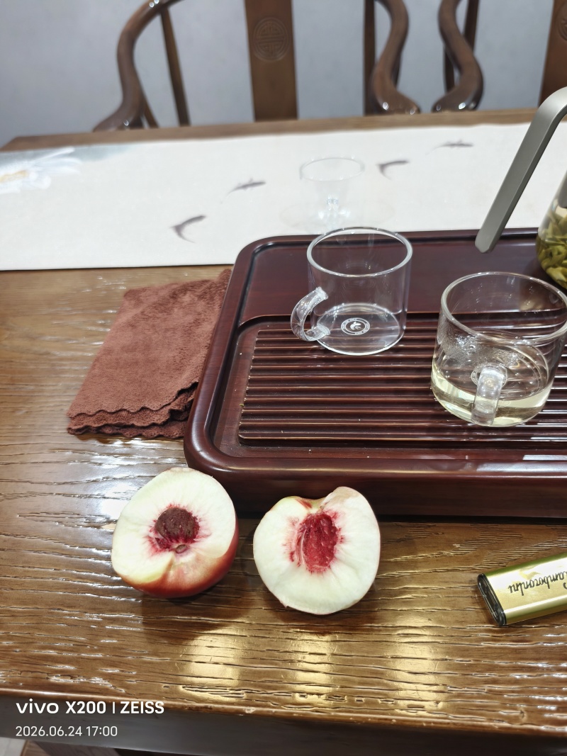 【荐】珍珠枣油桃/陕西油桃/珍珠3号油桃/批发～电商平台