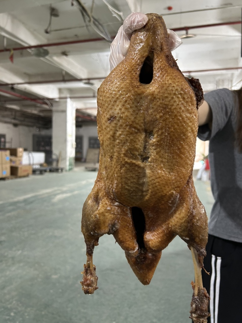 卤鸭全熟卤味卤味熟食商用