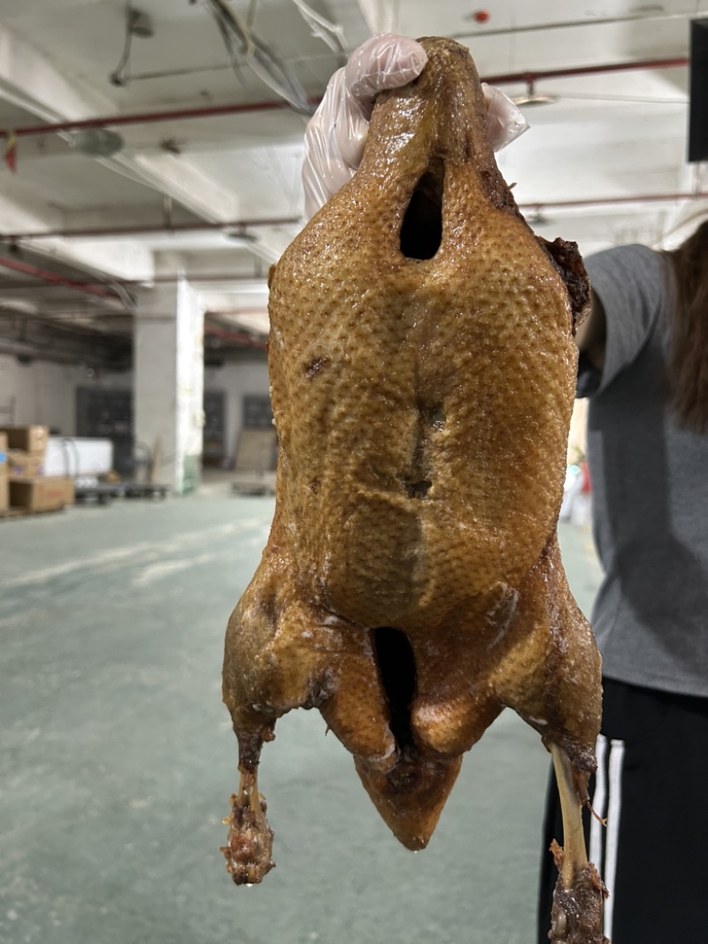 卤鸭全熟卤味卤味熟食商用