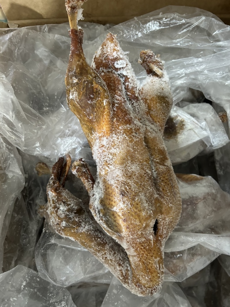 卤鸭全熟卤味卤味熟食商用