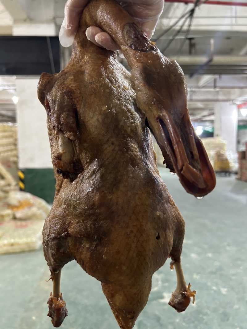 卤鸭全熟卤味卤味熟食商用